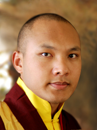 Jego Świątobliwość XVII Gjalłang Karmapa, Ogjen Trinle Dordże